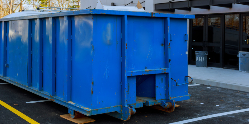 How a Commercial Dumpster Rental Can Benefit Your Business